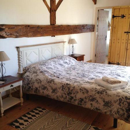Chambres D'Hotes Des Forets Ecuras Exterior photo